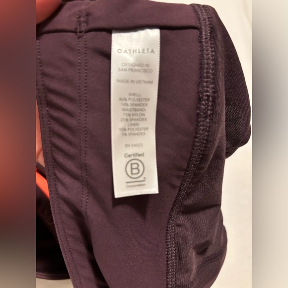 Athleta, Run with it Shorts, burgundy, XL - Picture 5 of 10